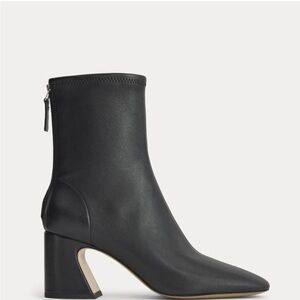 Everlane Leather Curved-Heel Boot